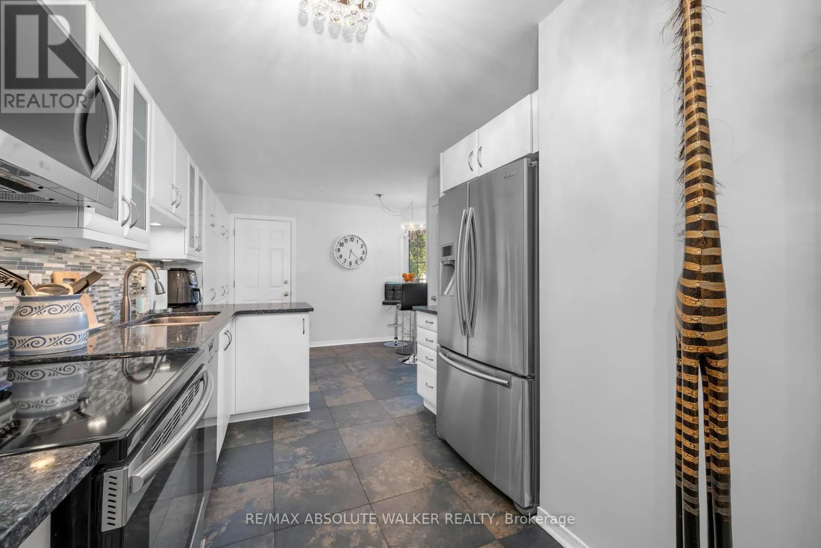 20 - 40 GRAND HARBOUR COURT