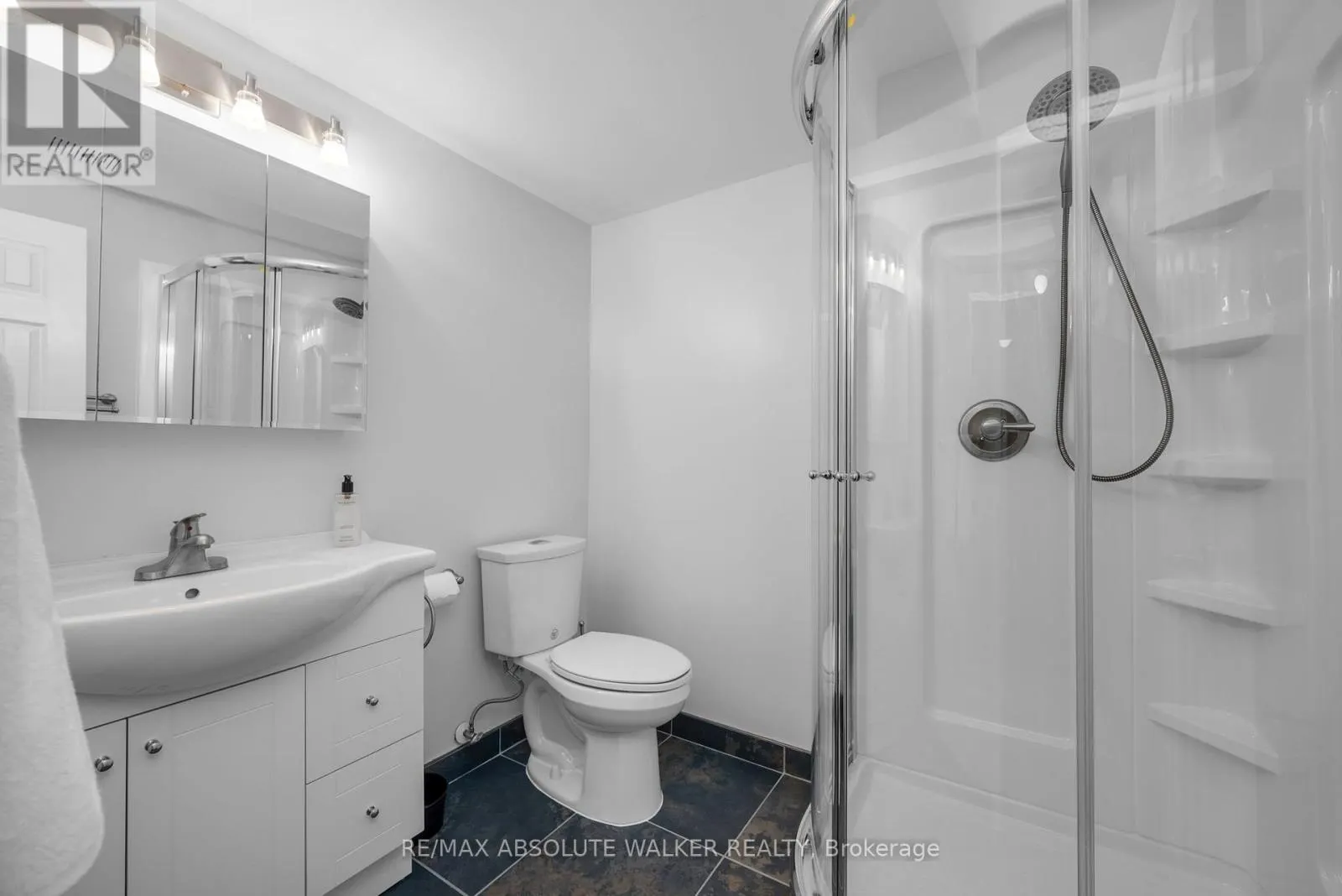 20 - 40 GRAND HARBOUR COURT