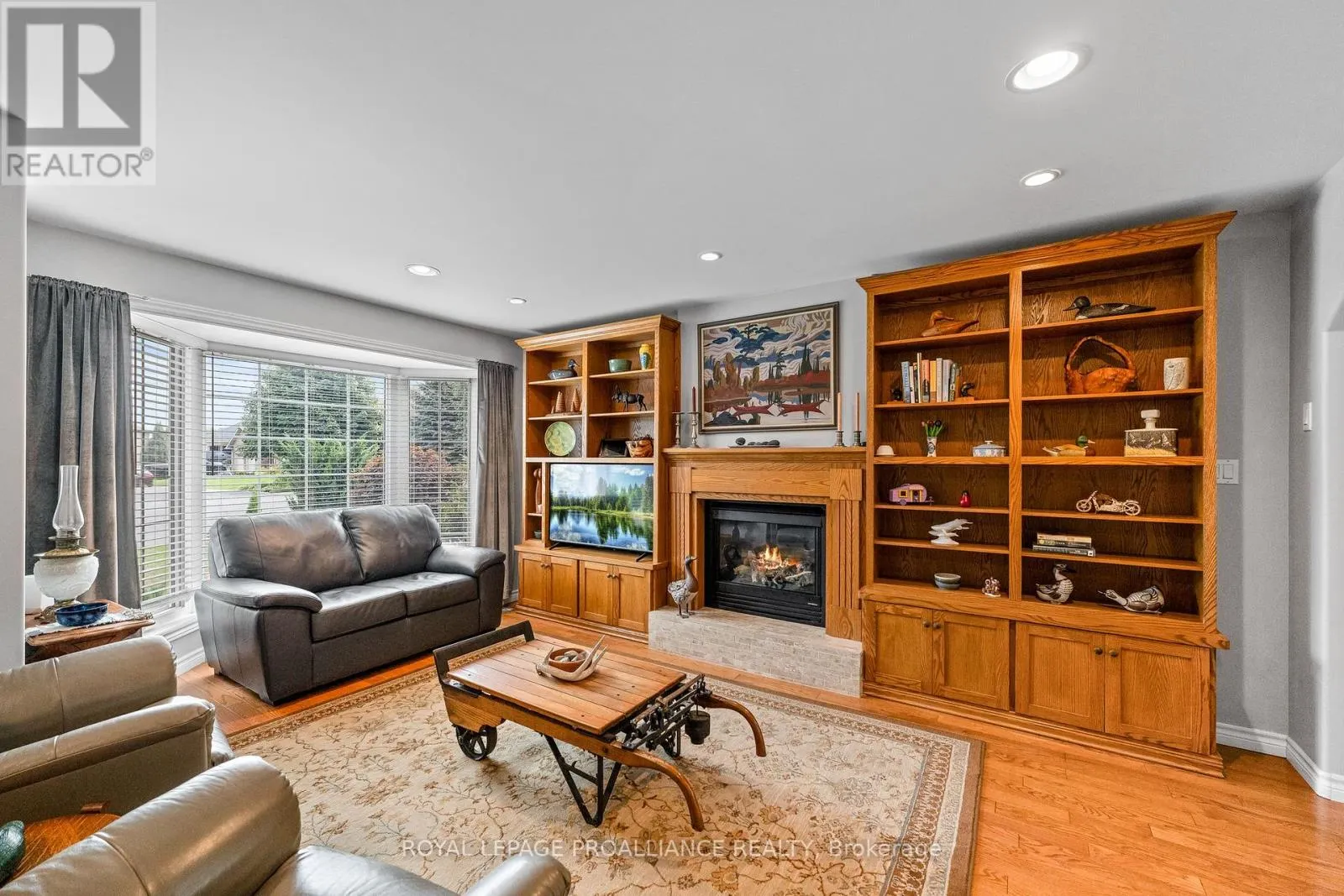 14 EDGEWATER DRIVE