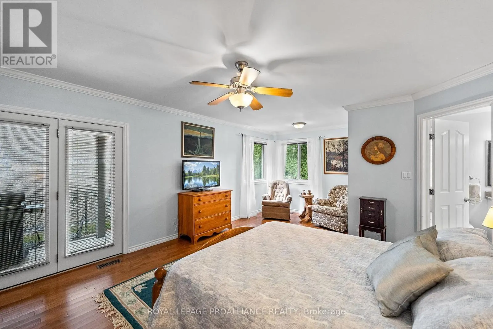14 EDGEWATER DRIVE