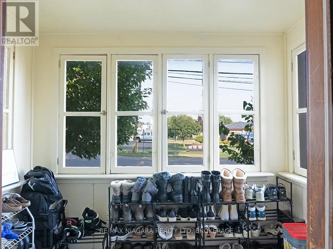 164 MELLANBY AVENUE