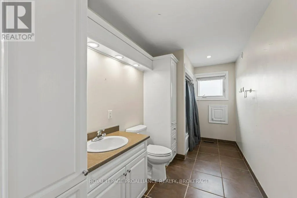 1058 LUCAS ROAD