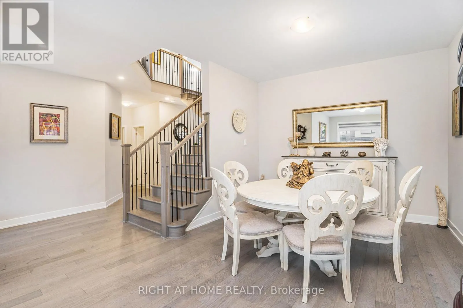 203 OSTERLEY WAY