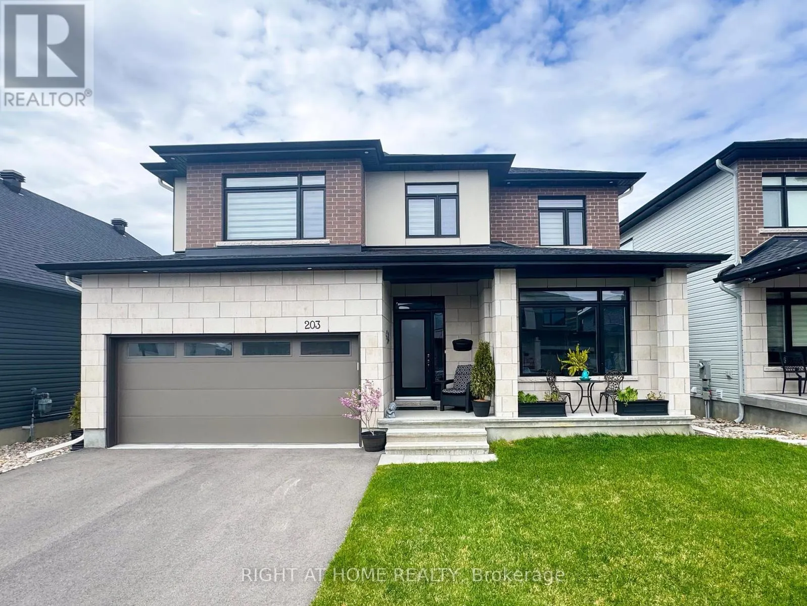 203 OSTERLEY WAY
