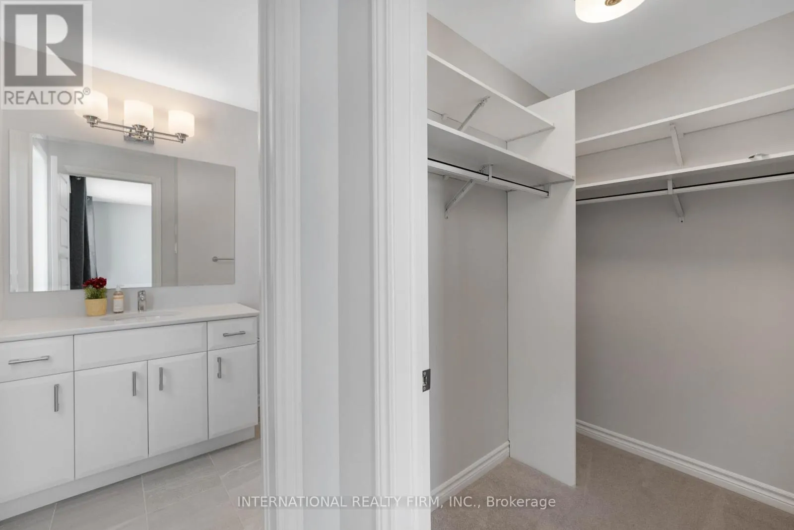 696 MOONFLOWER CRESCENT