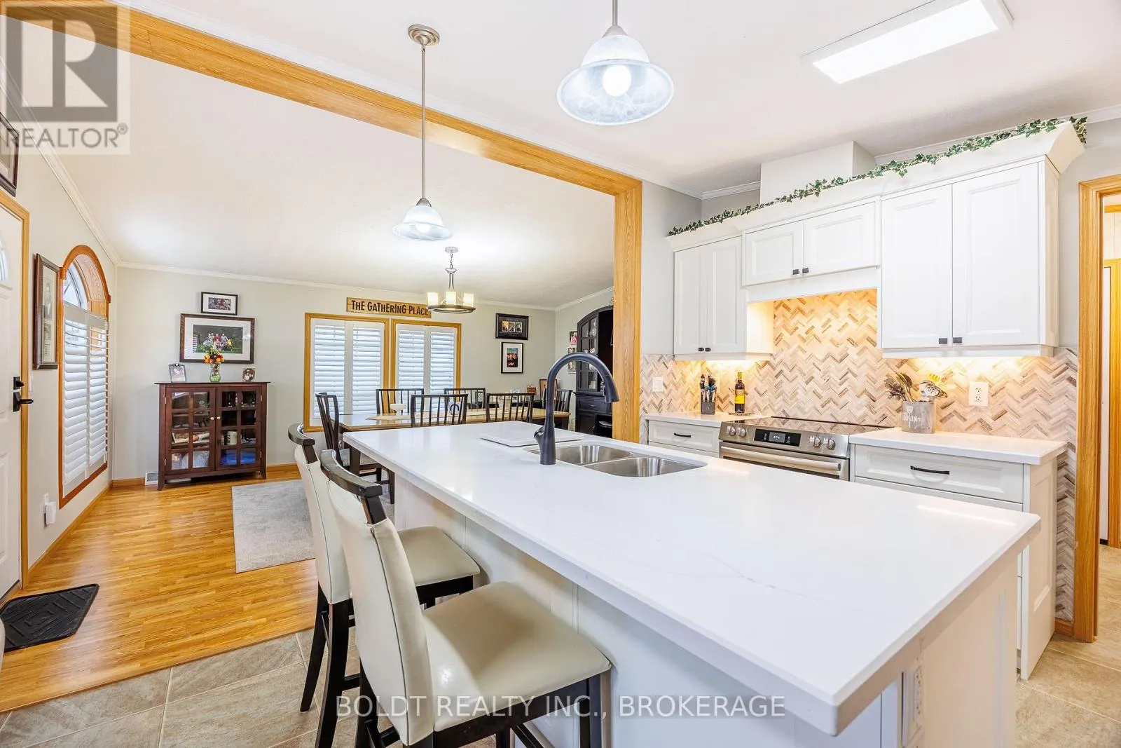 101 - 3033 TOWNLINE ROAD, #101