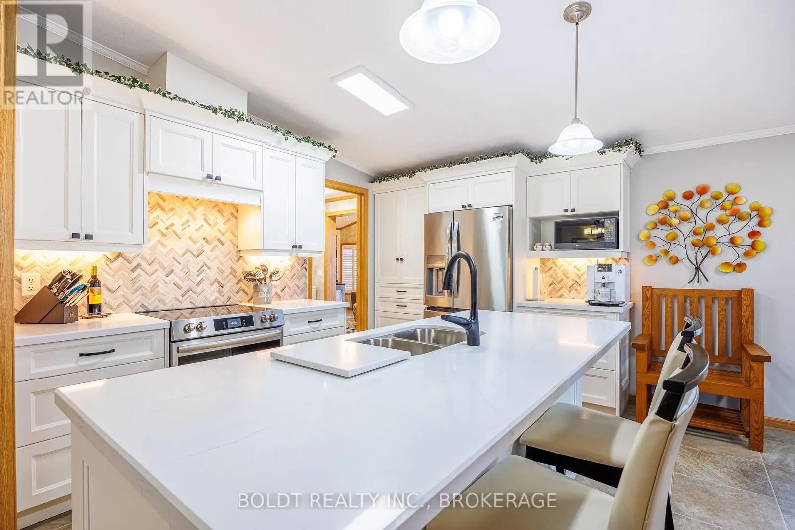 101 - 3033 TOWNLINE ROAD, #101