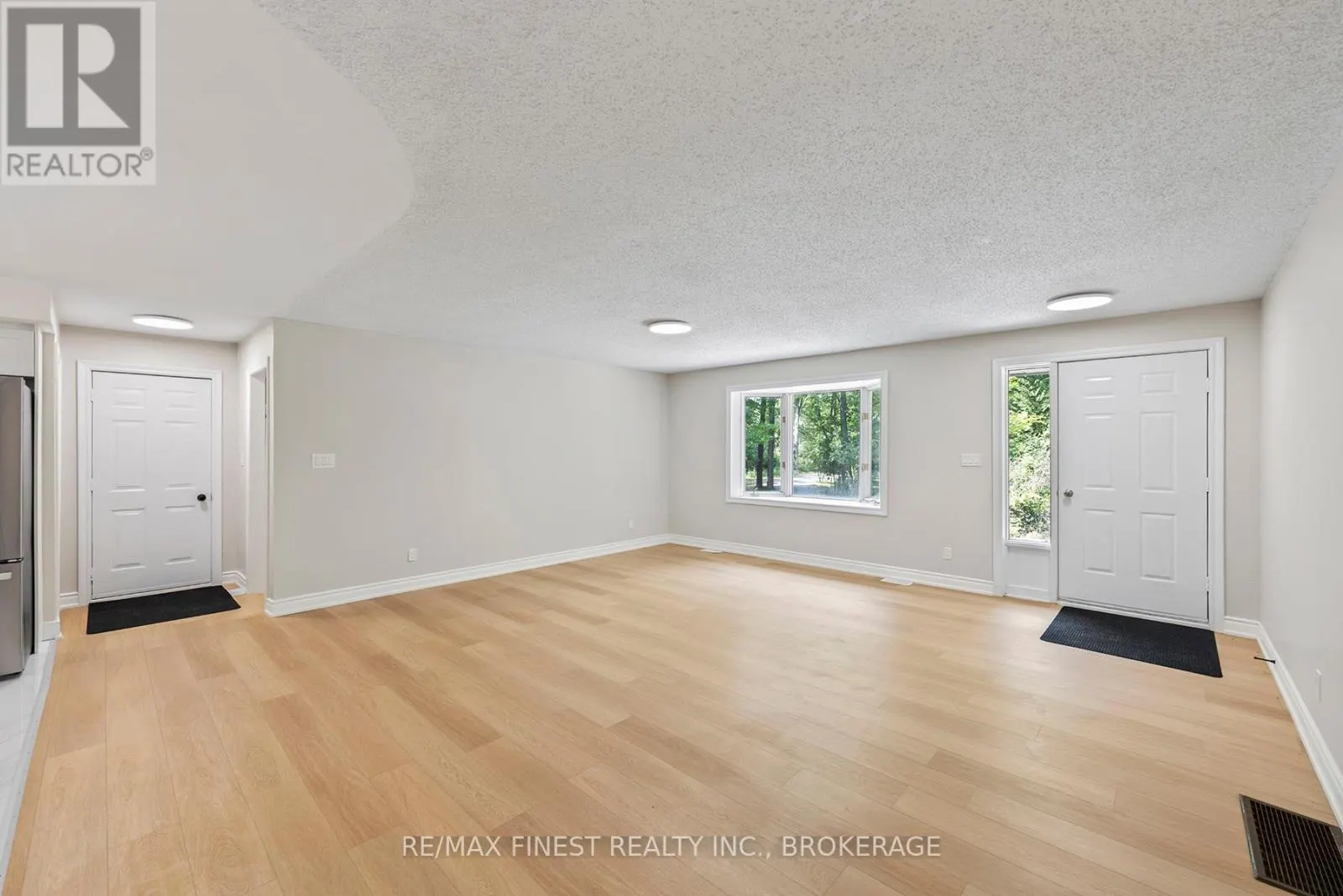 918 FRY ROAD