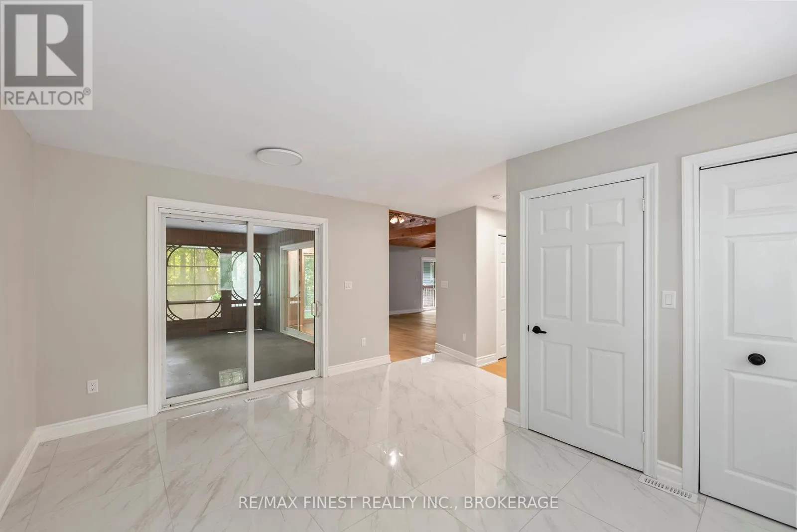 918 FRY ROAD