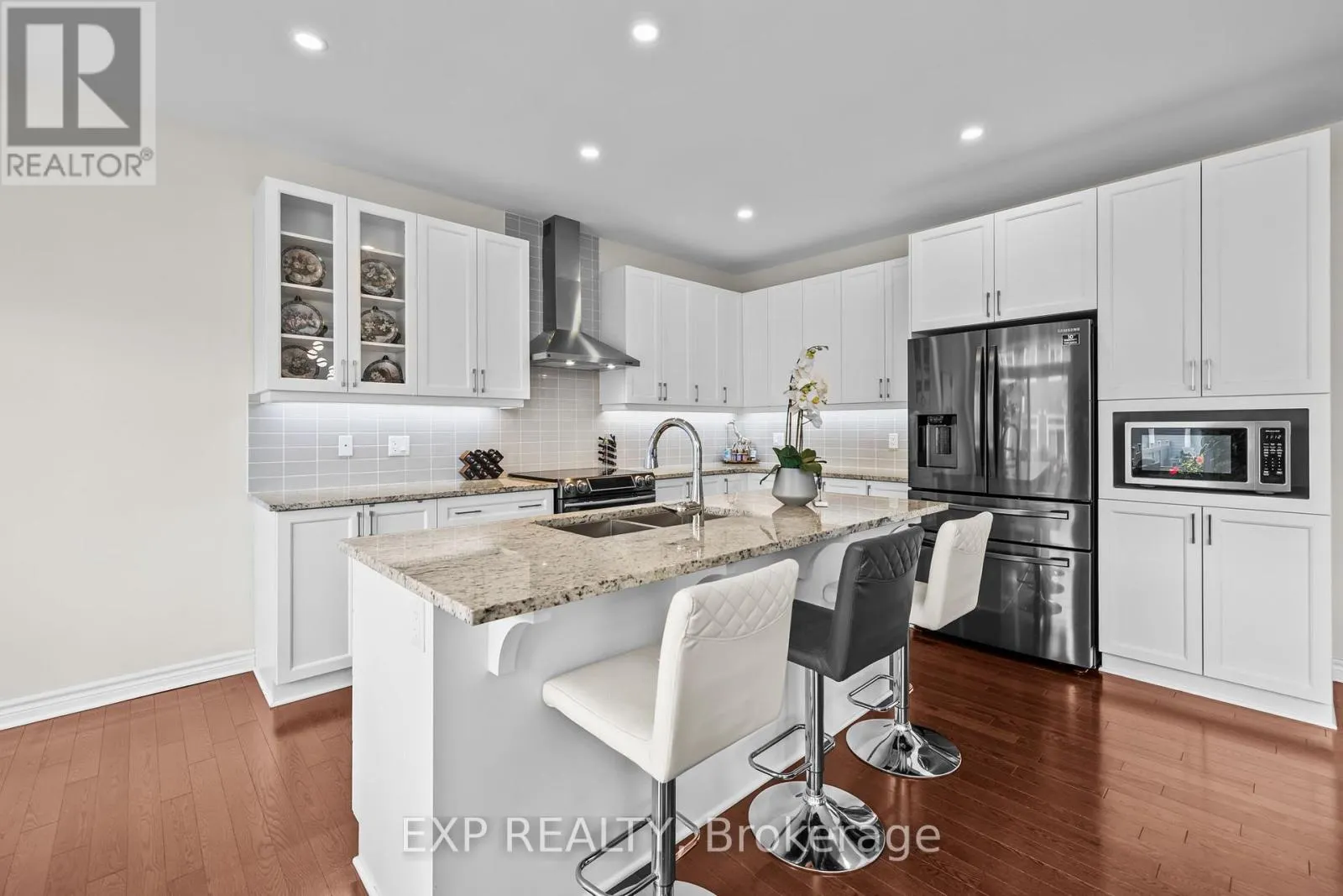 593 VIVERA PLACE