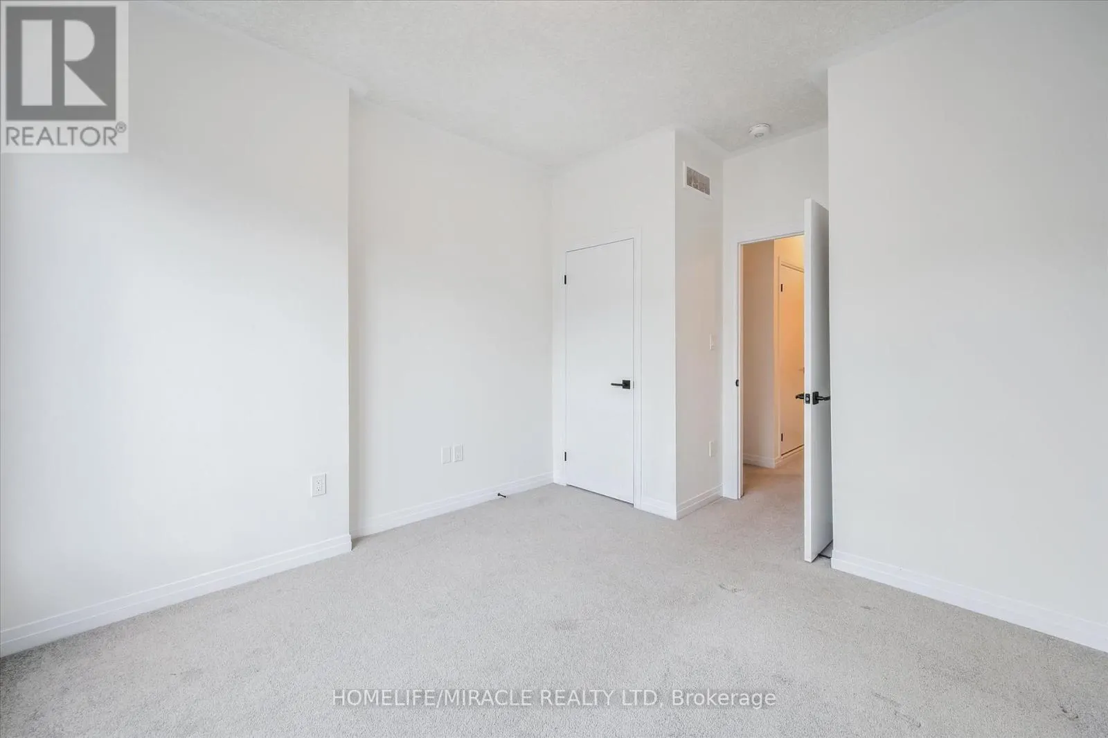 G-108 - 25 ISHERWOOD AVENUE
