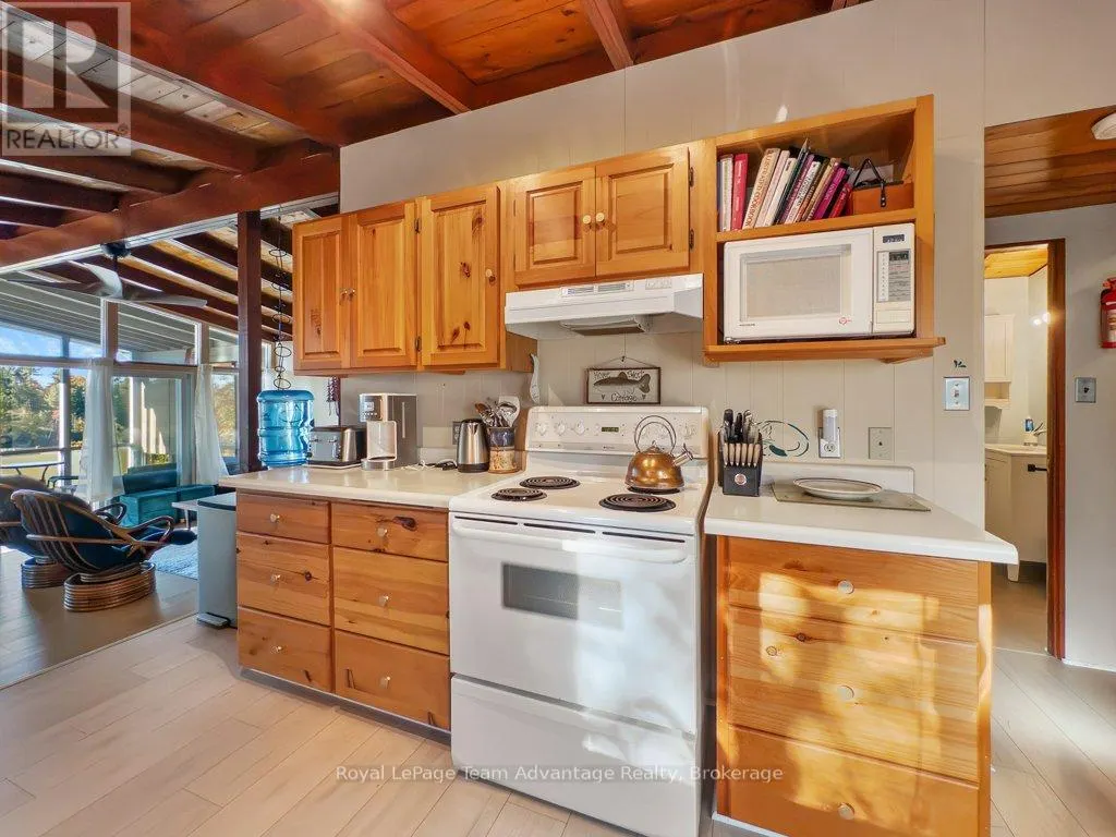 30 ROCKCLIFFE DRIVE N