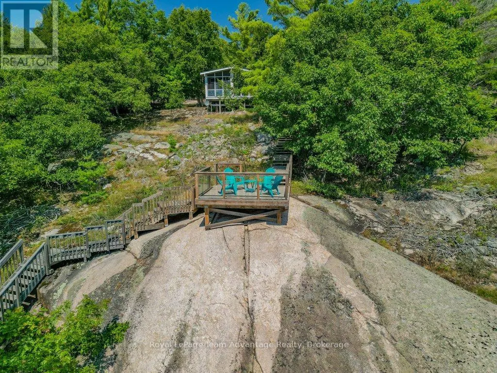 30 ROCKCLIFFE DRIVE N