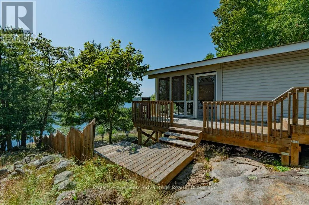 30 ROCKCLIFFE DRIVE N