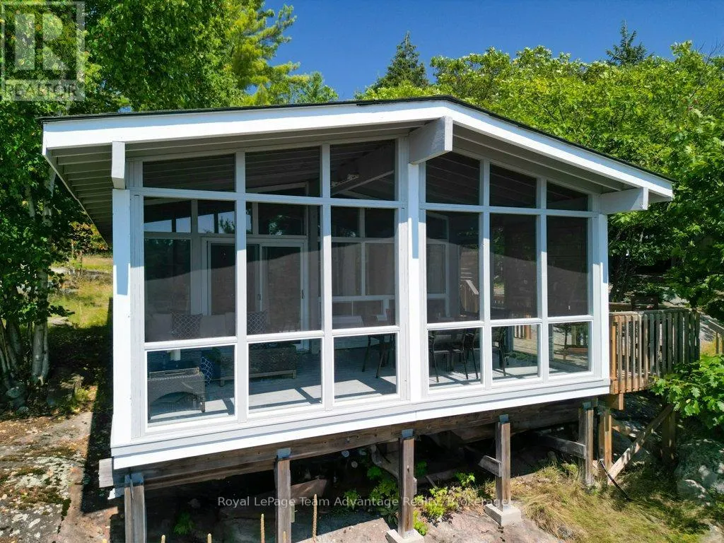 30 ROCKCLIFFE DRIVE N