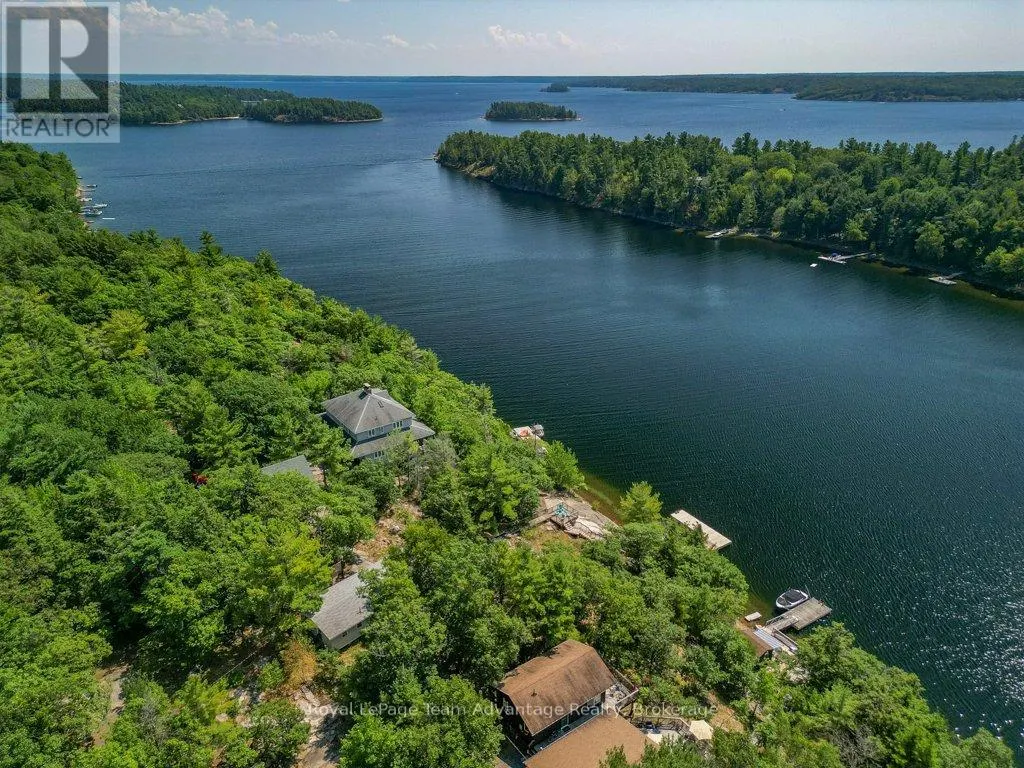 30 ROCKCLIFFE DRIVE N