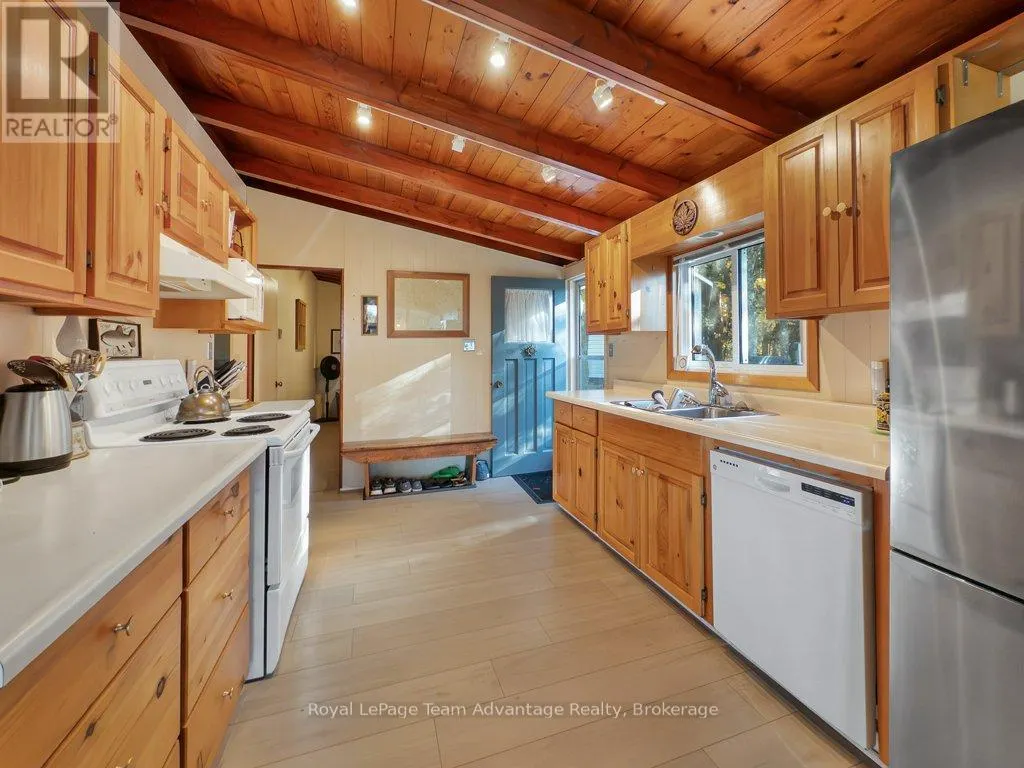 30 ROCKCLIFFE DRIVE N
