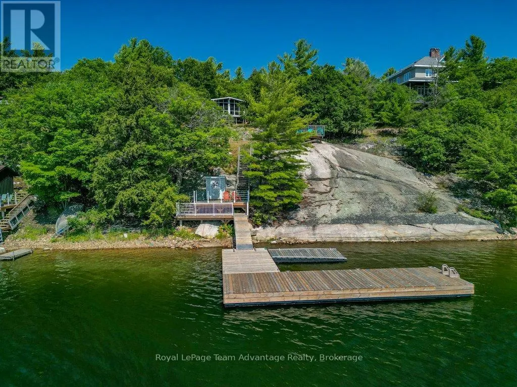 30 ROCKCLIFFE DRIVE N