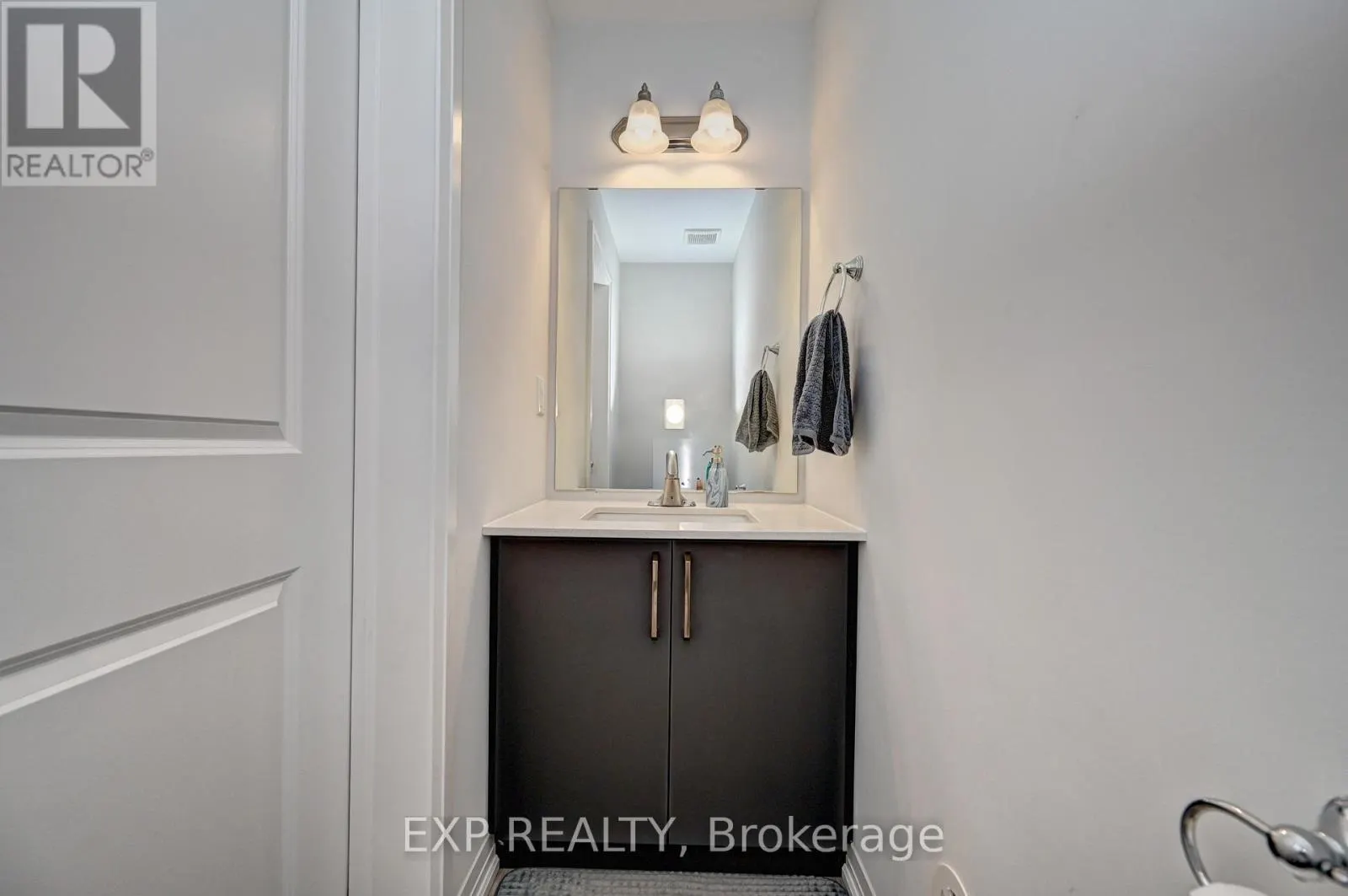 161 - 155 EQUESTRIAN WAY