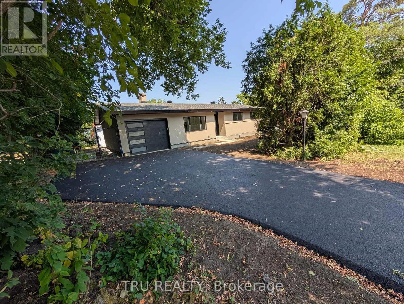 39 SUNNYCREST DRIVE