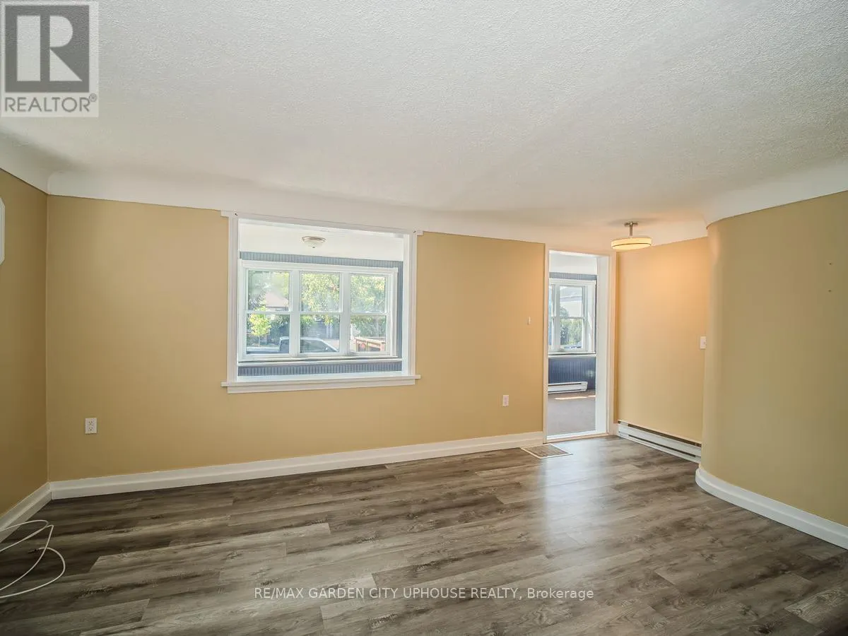22 LYONS AVENUE