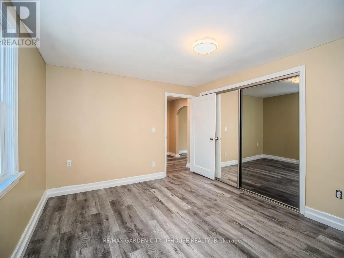 22 LYONS AVENUE