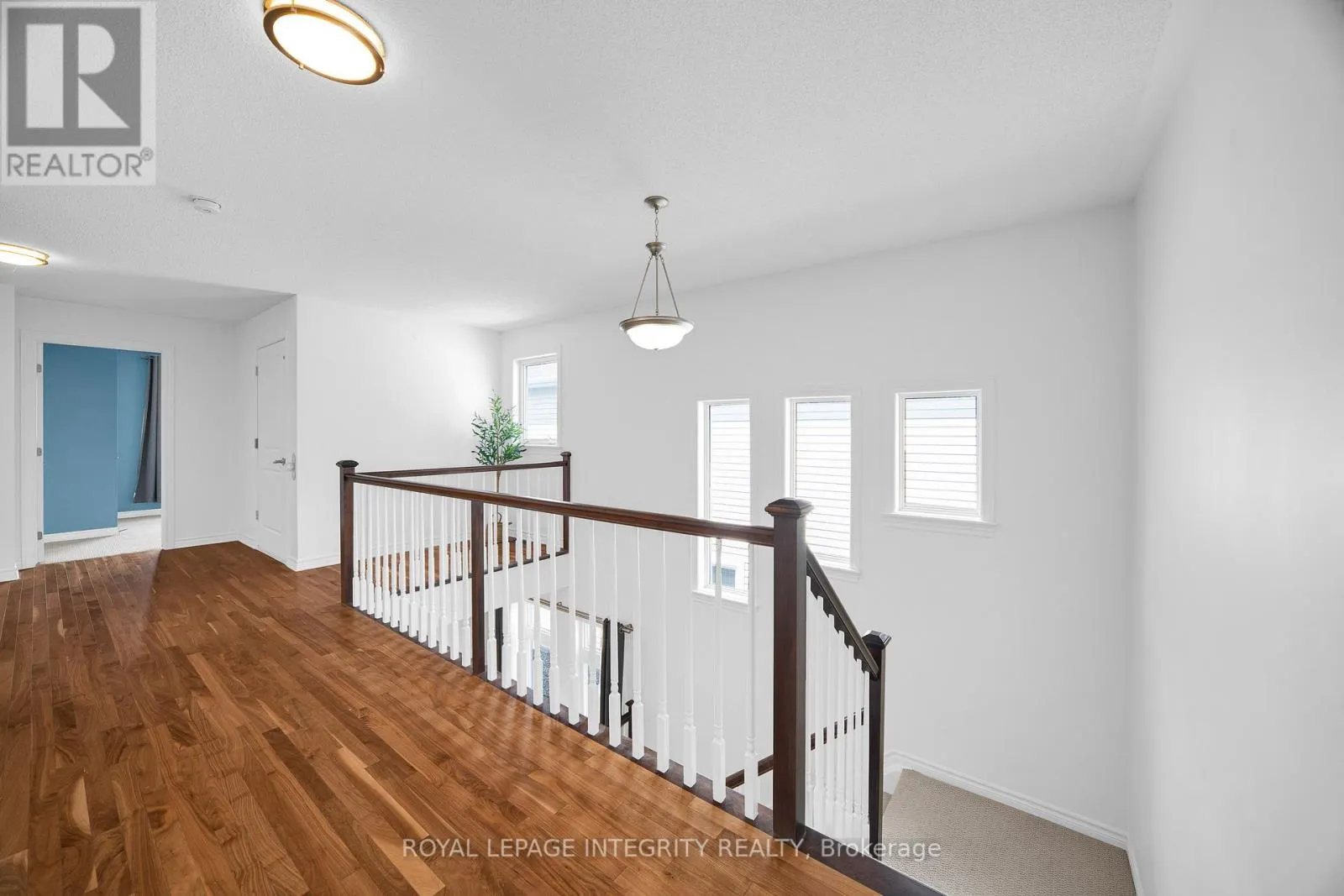 514 CARINA CRESCENT