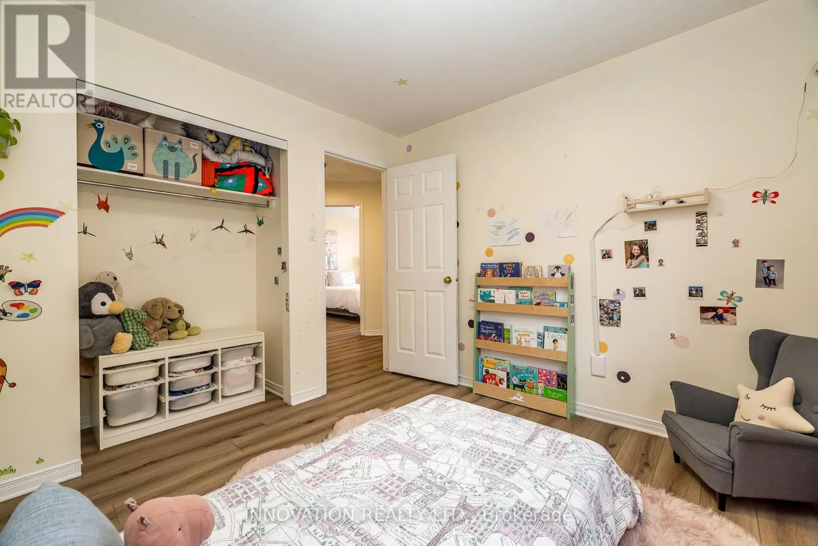 324 RUSTIC HILLS CRESCENT