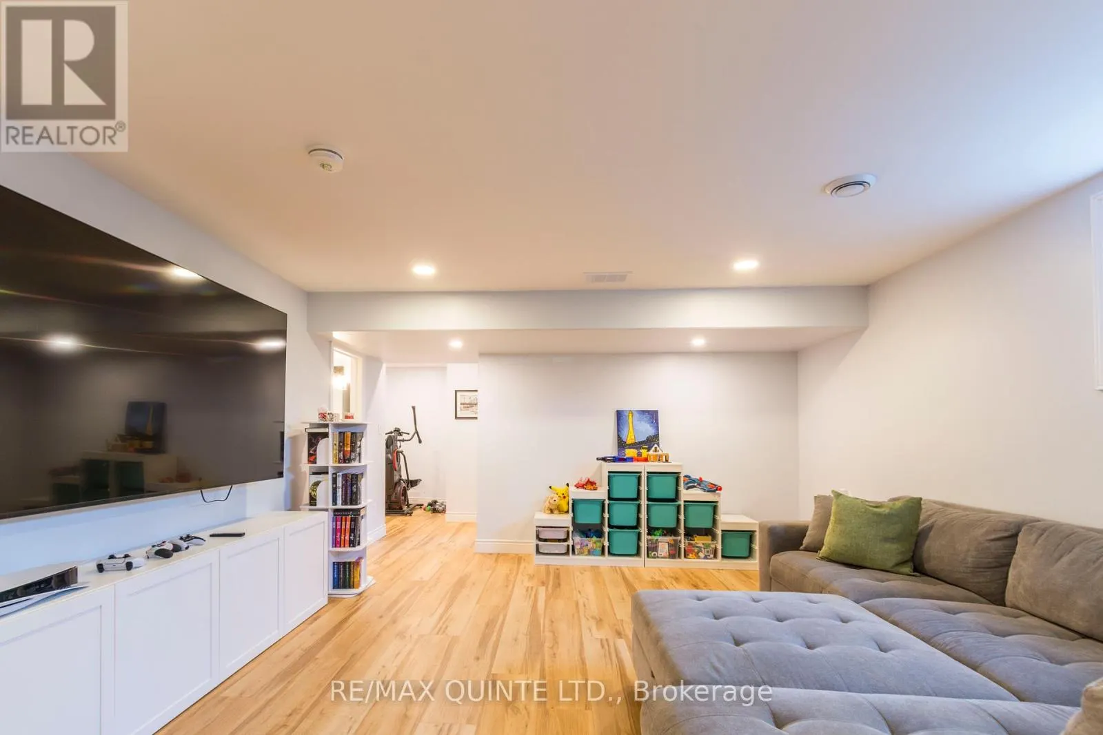 104 HAMPTON RIDGE DRIVE