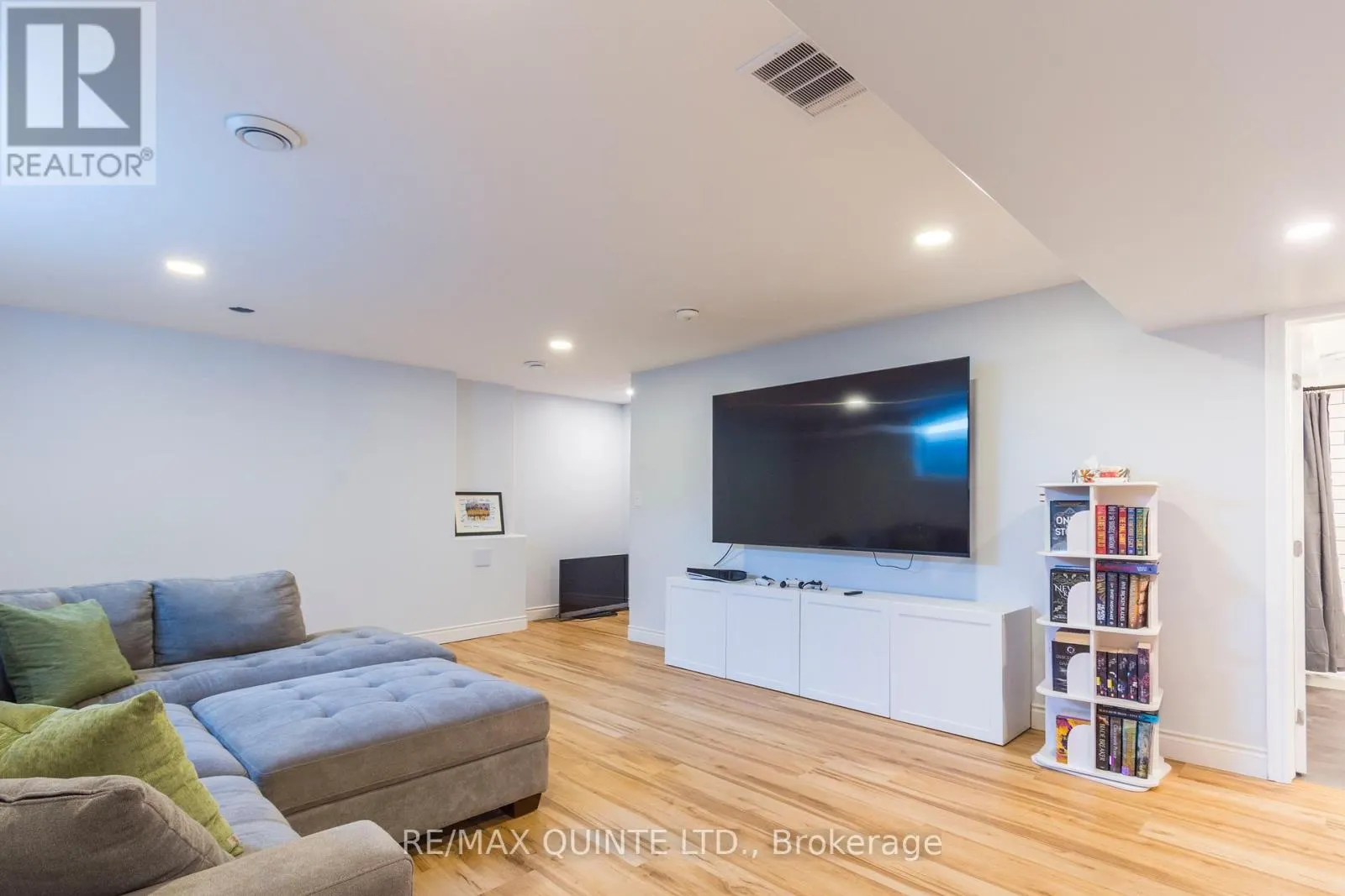 104 HAMPTON RIDGE DRIVE