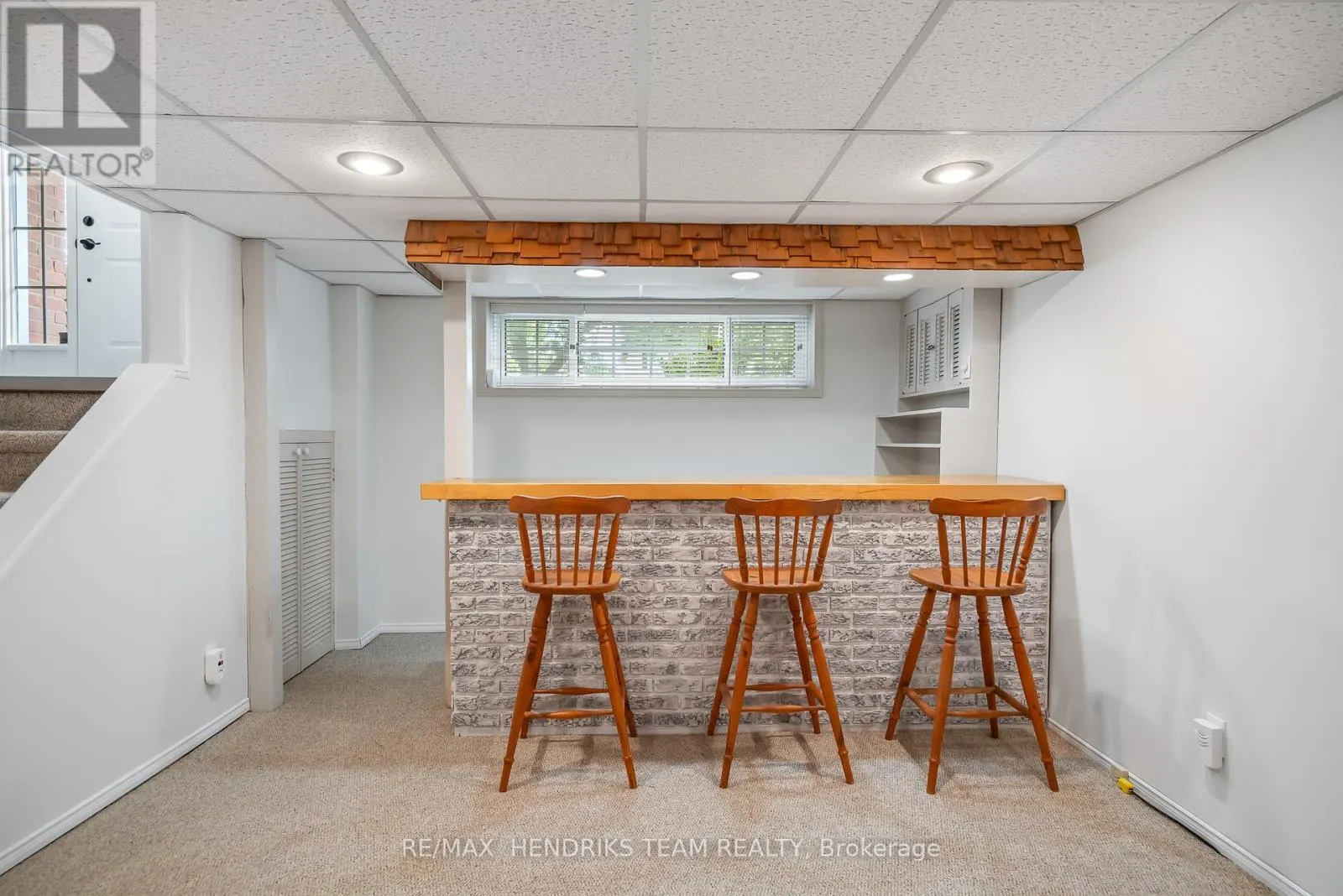 55 LEASIDE DRIVE