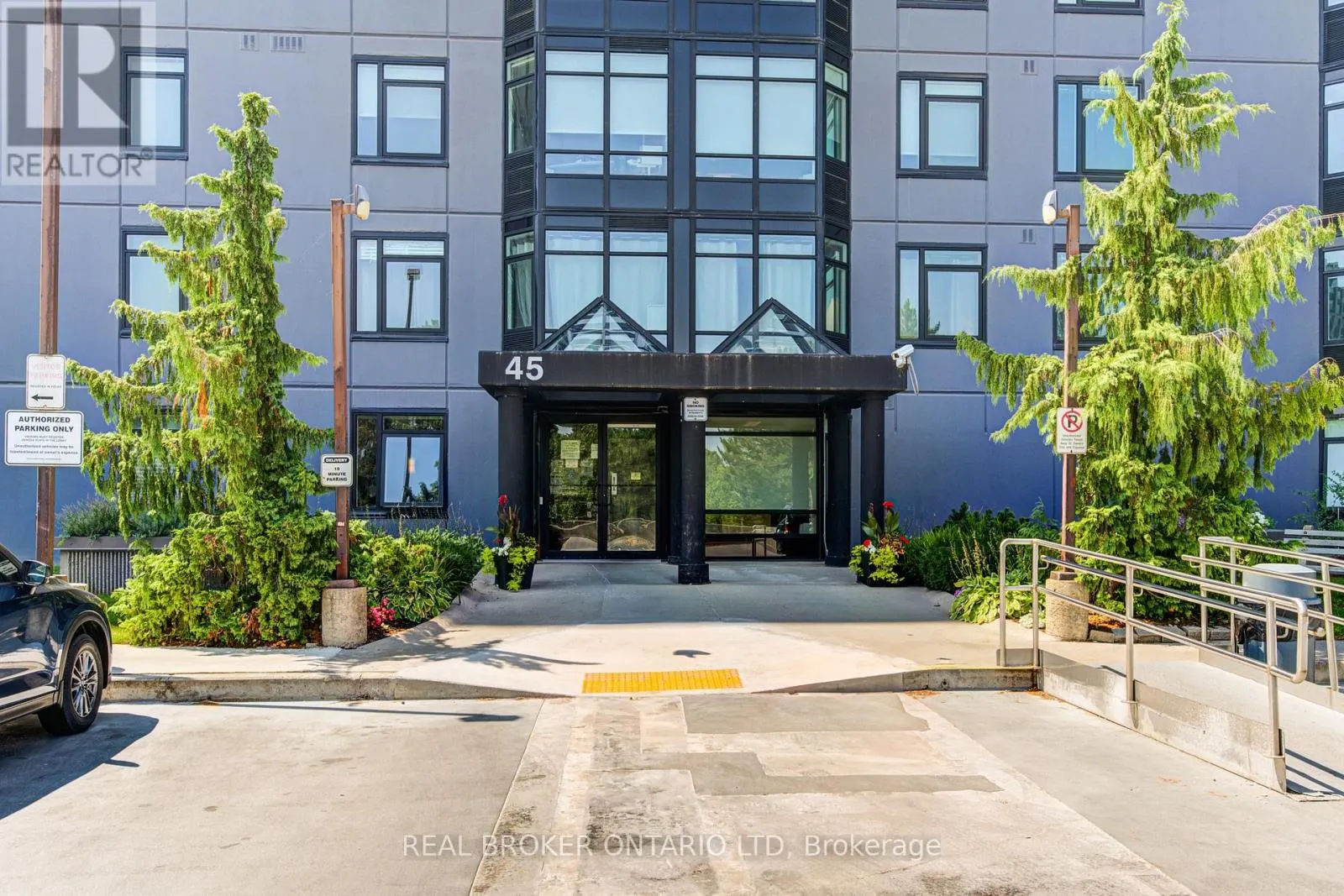 803 - 45 POND MILLS ROAD, #803