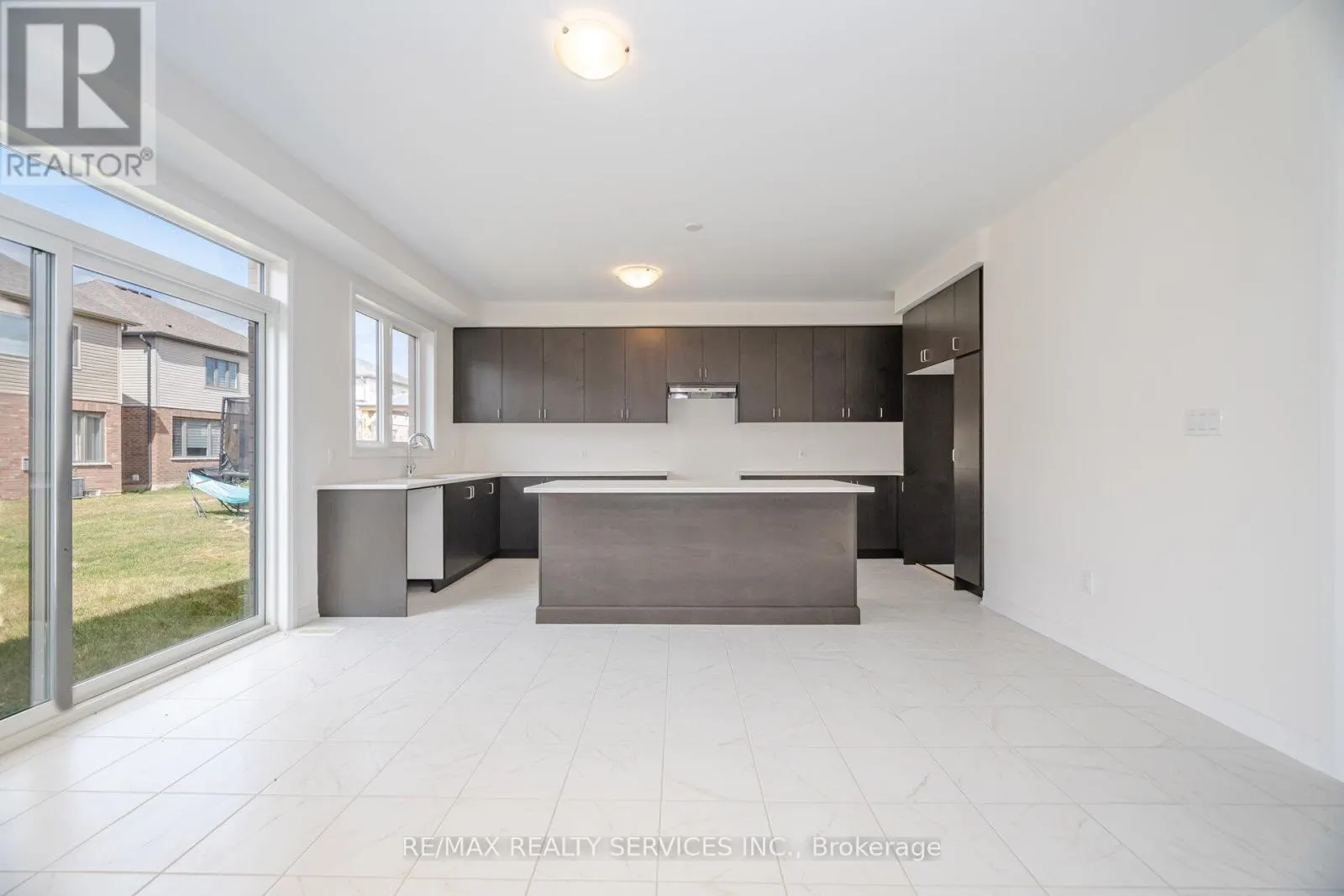 66 PRINCE PHILIP BOULEVARD