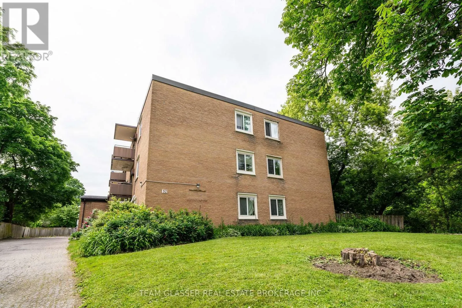 204 - 52 HIAWATHA STREET, #204