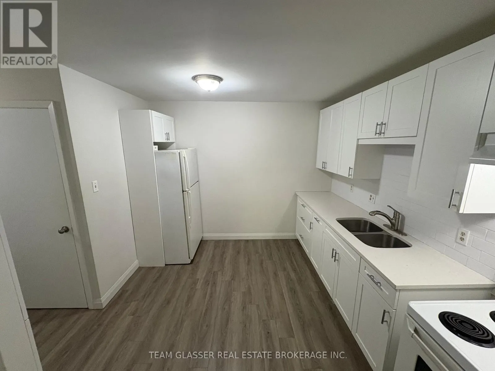 204 - 52 HIAWATHA STREET, #204