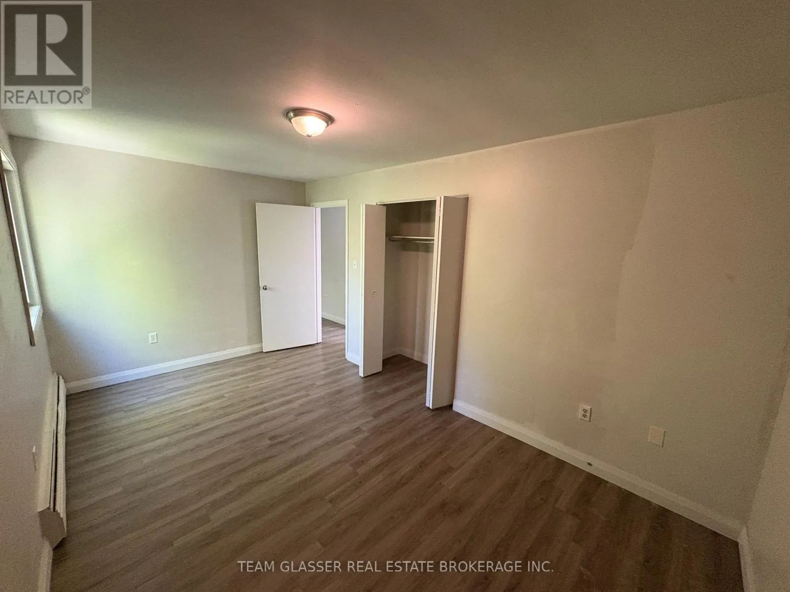 204 - 52 HIAWATHA STREET, #204