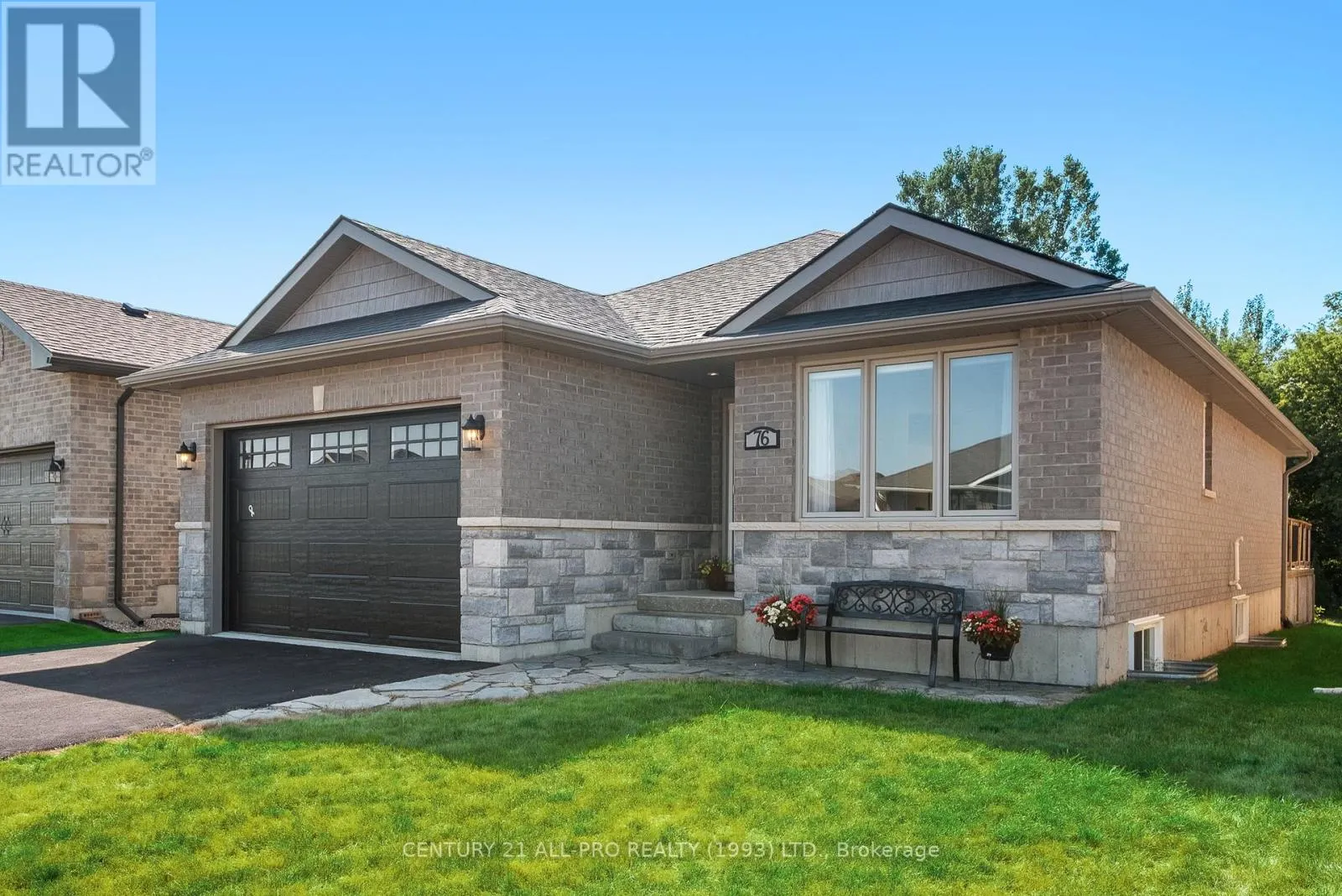 76 ROYAL GALA DRIVE