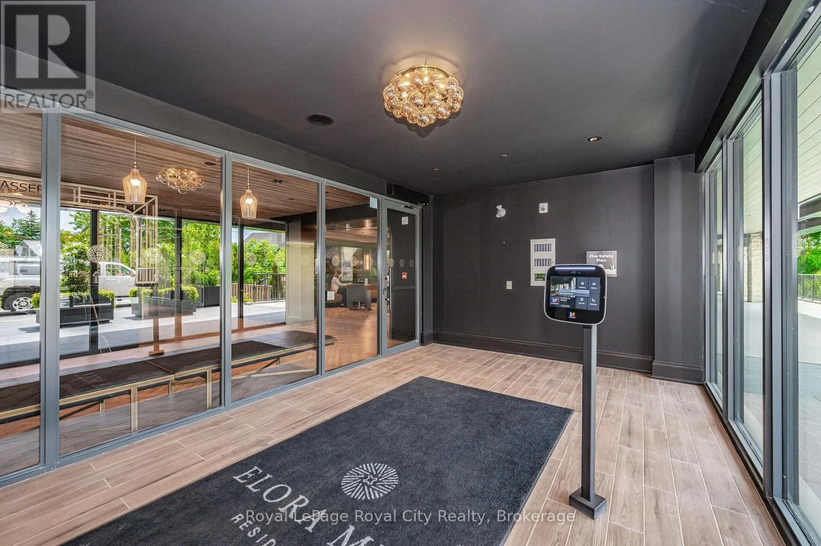 35 - 6523 WELLINGTON 7 ROAD, #35