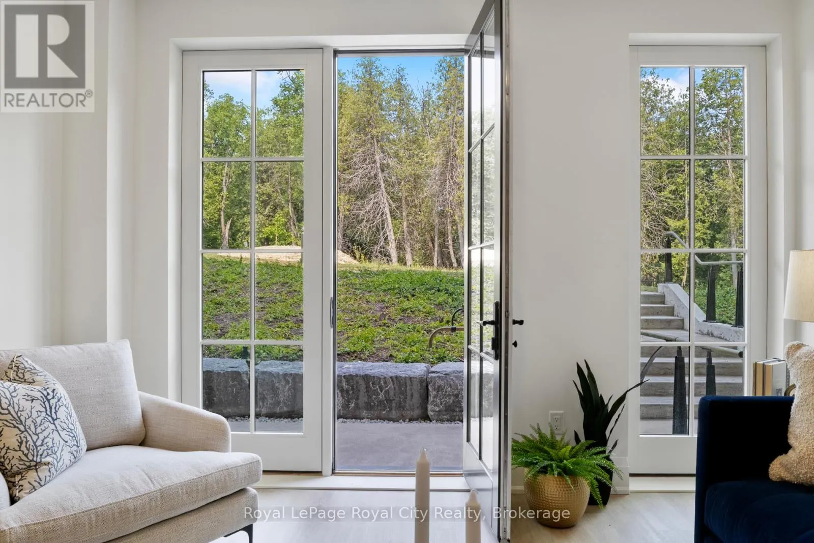 35 - 6523 WELLINGTON 7 ROAD, #35