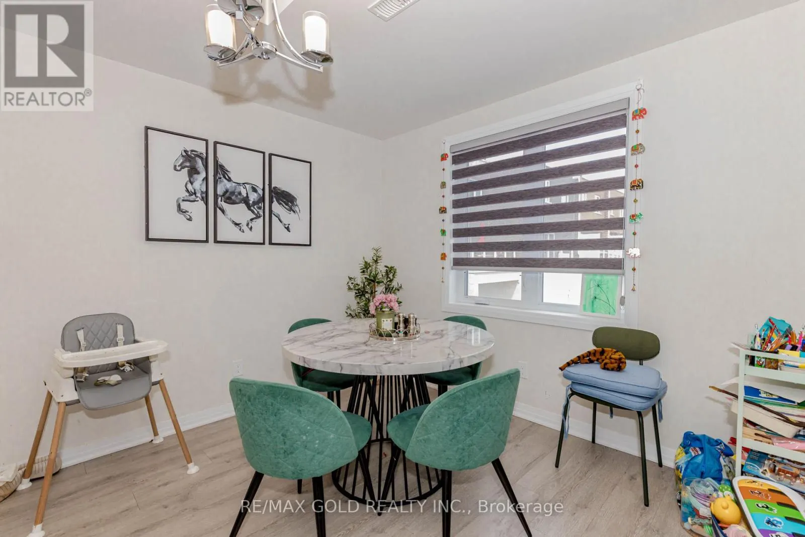 3 - 124 SEABROOK DRIVE