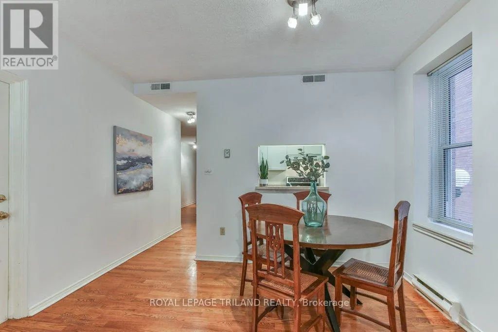 101 - 285 QUEENS AVENUE, #101