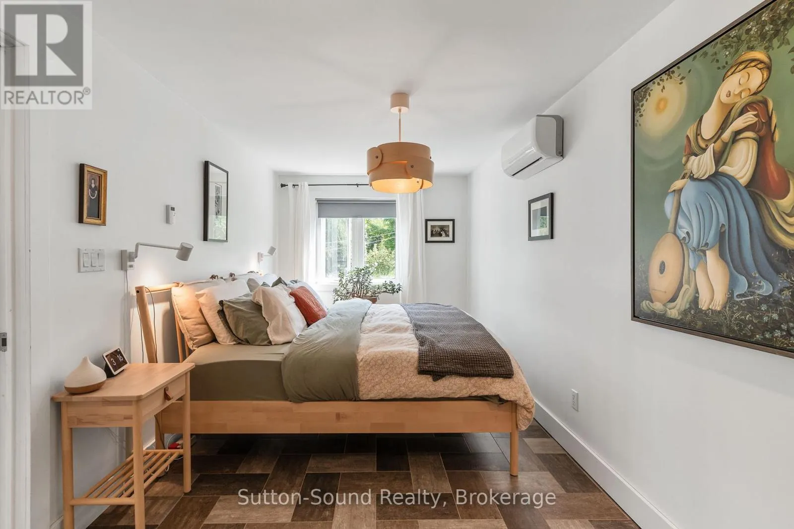 87 MEADOWLAND ROAD