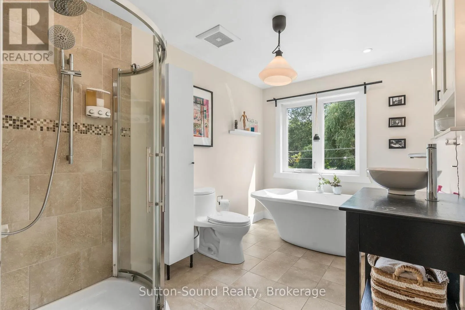 87 MEADOWLAND ROAD