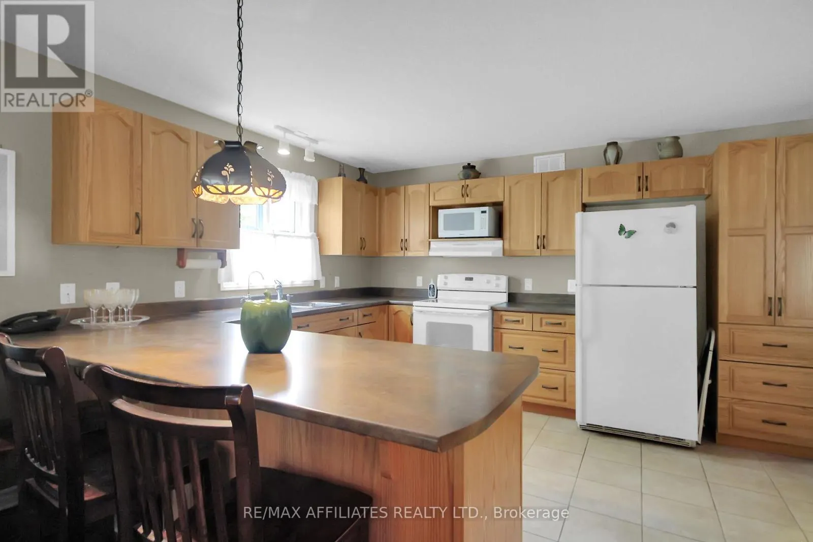 2032 SUN VISTA PRIVATE