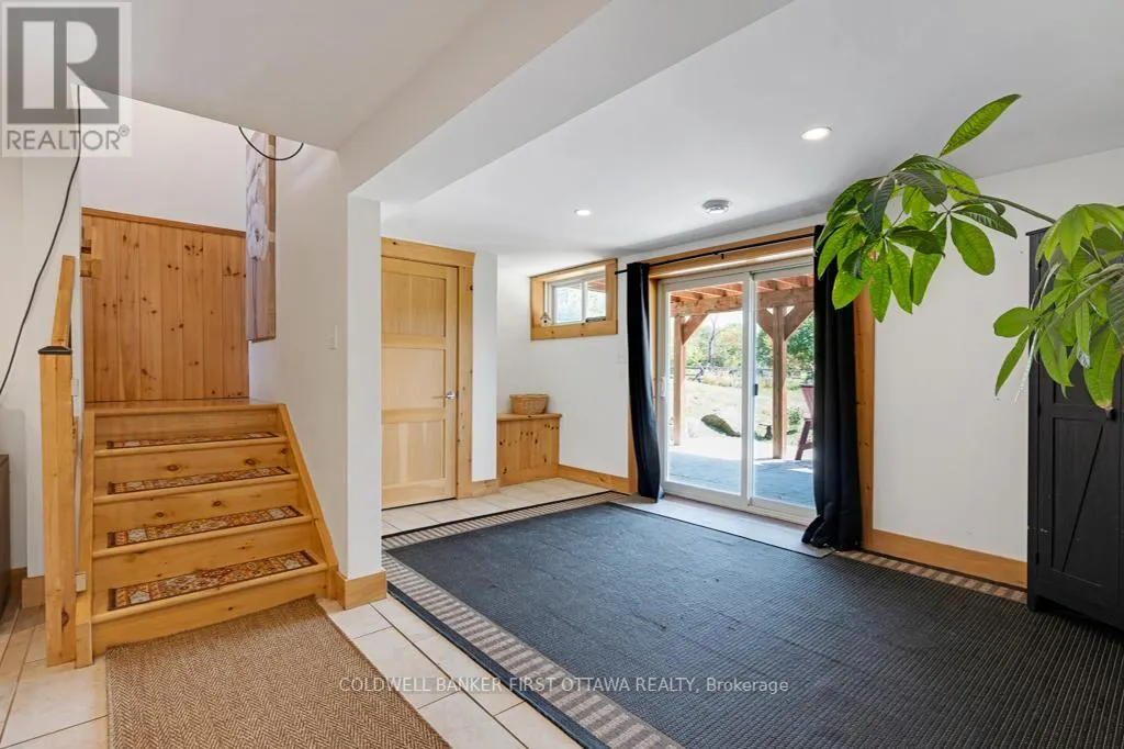 473 ENNIS ROAD