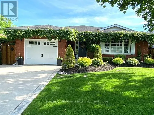 2504 IDYLLWOOD CRESCENT