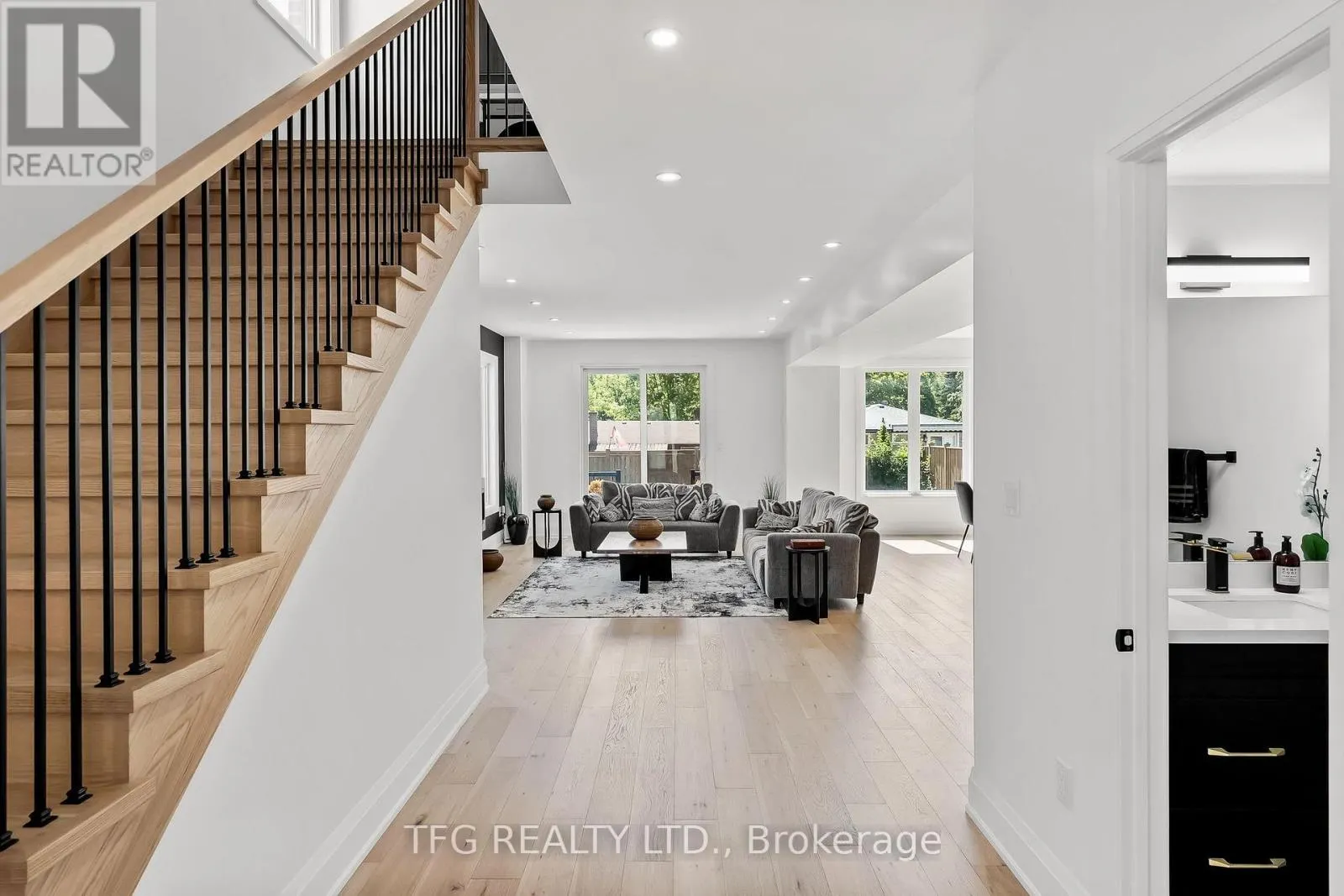 678 OTONABEE DRIVE