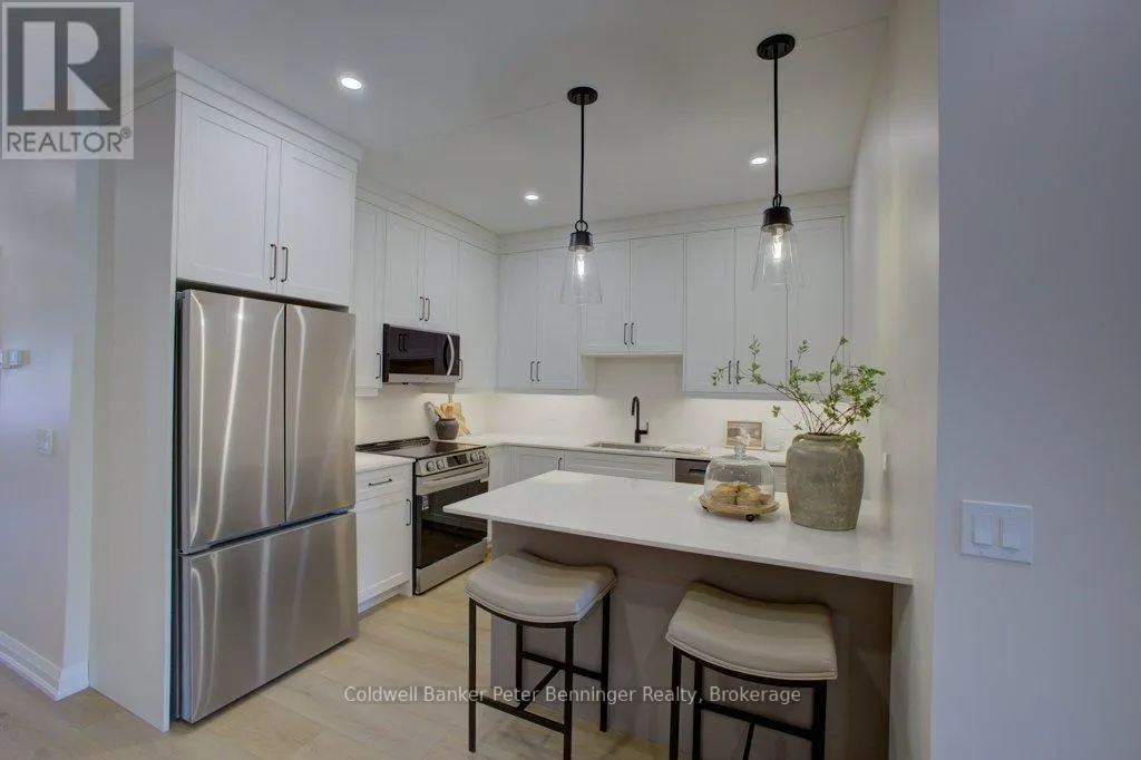 2 - 305 ARNAUD STREET, #2