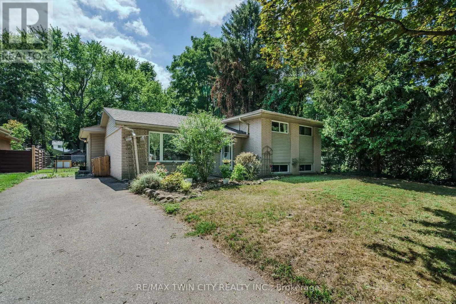 58 KINNARD ROAD