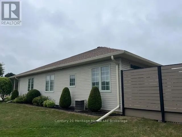 1 - 21 BALAZS COURT, #1